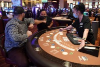 Kazino kritzkrieg, kiek kainuoja gėrimai choctaw kazino, Medinis nikelio kazino